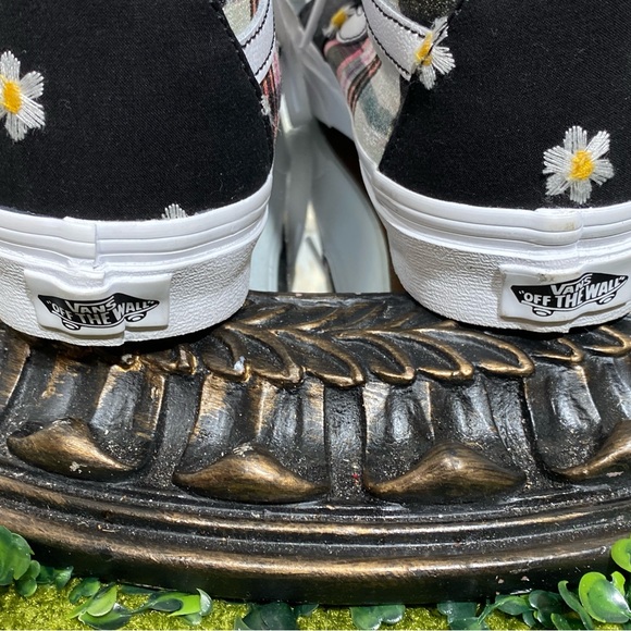 Vans Black and Pink Plaid High-Top Sneakers - Picture 9 of 15